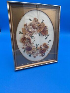 Vintage Pressed Floral Artwork Gold Frame Shadow Box MCM Granmacore Cottagecore